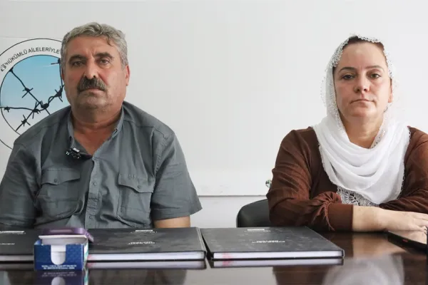 Herkes el uzatsın