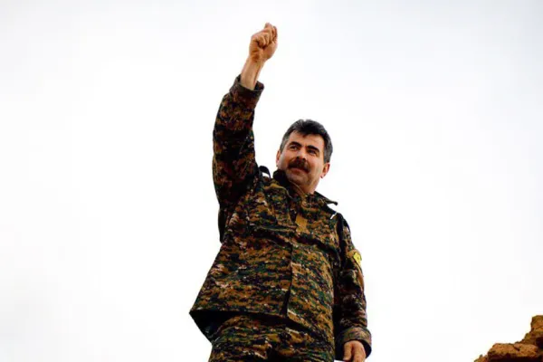 Düşlerin yolumuz, hedefin yeminimizdir