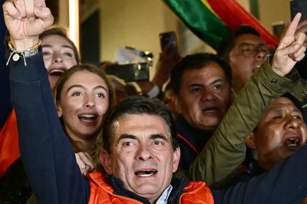 Bolivya’da sol hezimet yaşadı