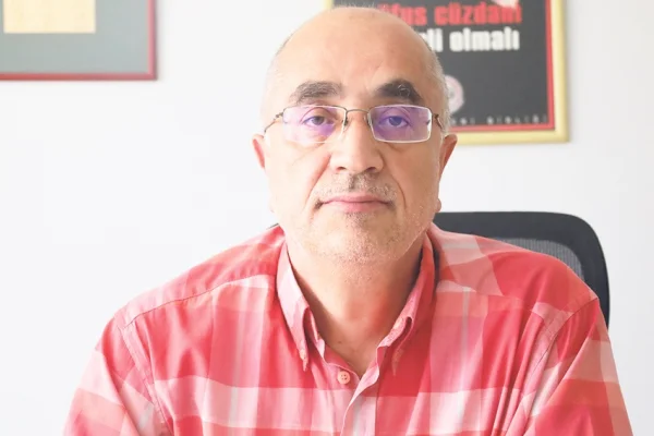 İki taraf ile görüşmeli