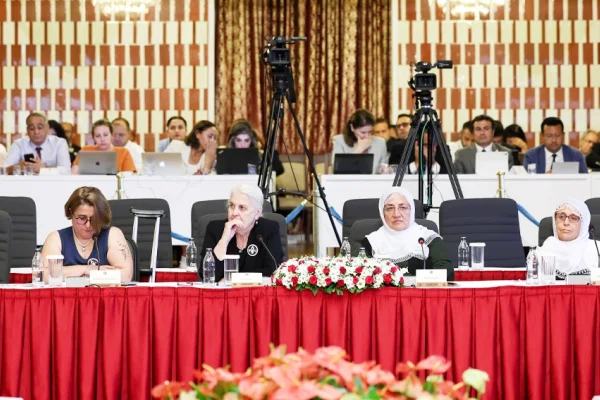 Ana dilimiz kırmızı çizgimizdir