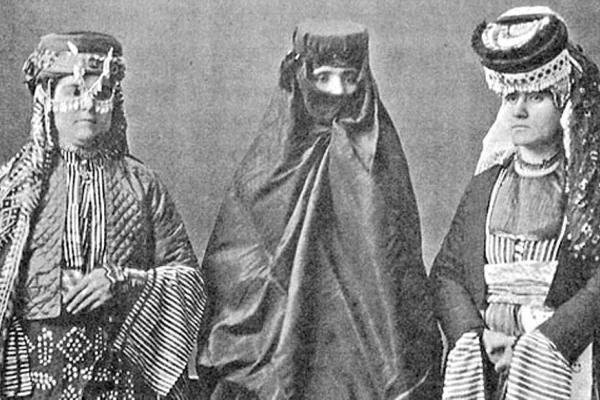 Kürt fotoğraf ve kartpostallarında sansür