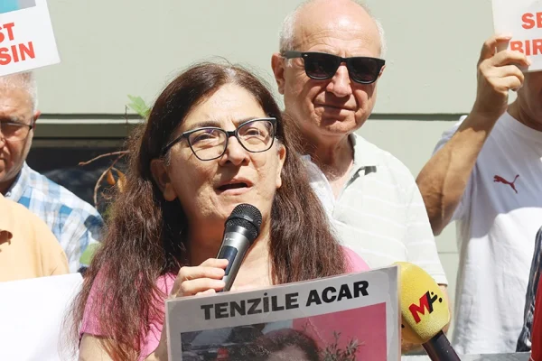 Çocuğunun tabutunu teslim almamalı