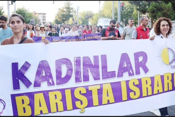 Barışın takipçisi olacağız