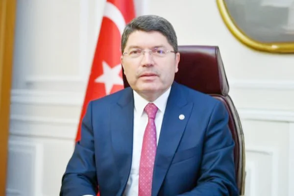 Bakan Tunç 'adalet temeli' dedi