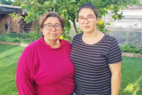 Anne-kız birlikte aday