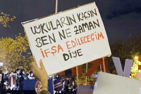 İktidarı yazarken