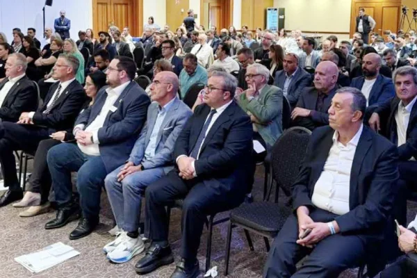 Berlin Konferansı’na farklı bir eleştiri