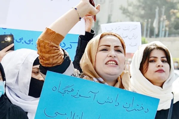 Taliban ‘sakıncalı’ kitapları yasakladı