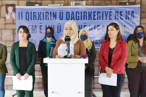 25 Kasım: Evrensel kadın birliğine çağrı