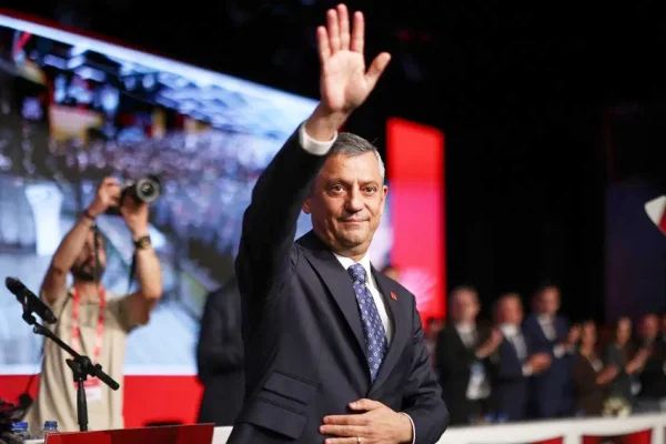 Özgür Özel güven tazeledi