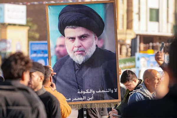 Sadr’ın silahlı milisleri sokakta