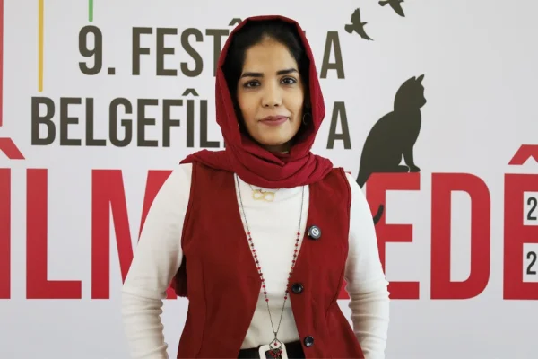 Afgan kadınların sesi: Li Dengê Azadiyê Da