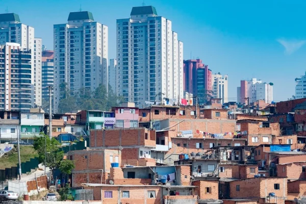 Sınıflı toplumların hepsi eşitsiz midir?