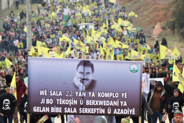27. yılında komplo
