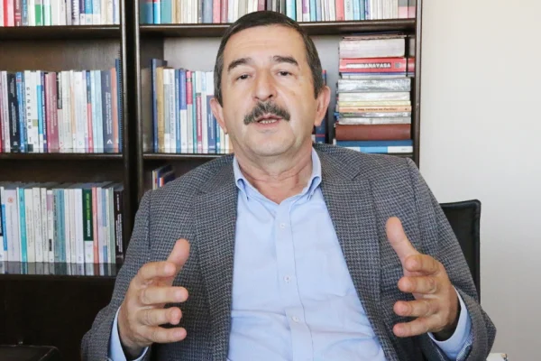 Anayasa profesörü Erdem: Yeter ki irade ortaya çıksın