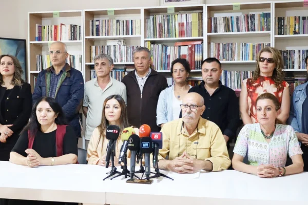 Kürtçe kitaplarla buluşma fırsatı