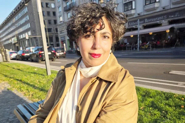 Mohra Reş ilk kez Almancada