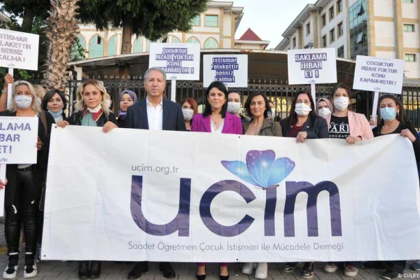 Tecavüzcü öğretmene 621 yıl hapis