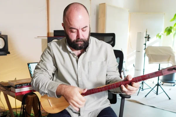 Köklere dönüş albümü: Mythos of Âşık