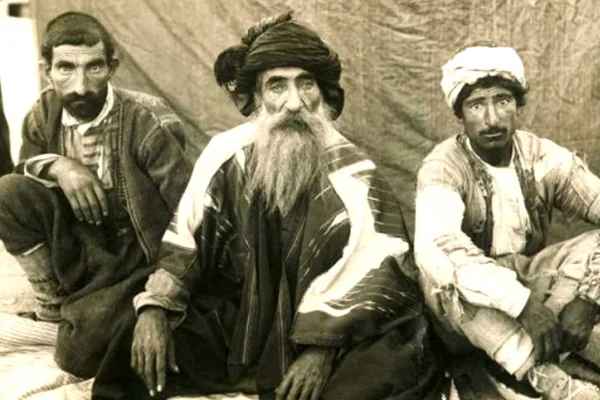 Ben sizin yalanlarınızla, hilelerinizle baş edemedim bu bana dert oldu..!