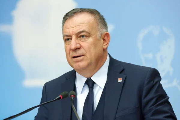 Siyasi tezgahlar sonuçsuz