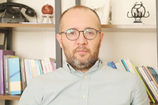 Siyasal zeminin inşası önemli