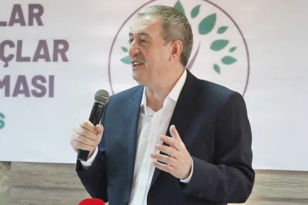 Yeni bir hukuk oluşturmalıyız