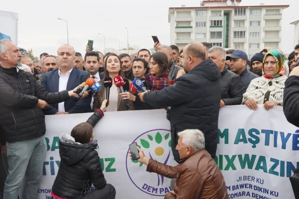 Bu yol da Kobanê'den geçiyor