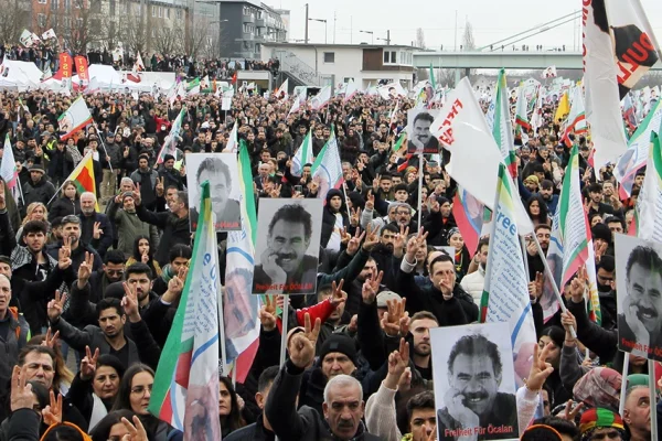 Rêber Apo'nun mesajı Köln'de okunacak