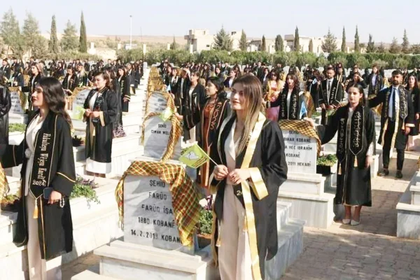 Kobanê'nin 316 mezunu