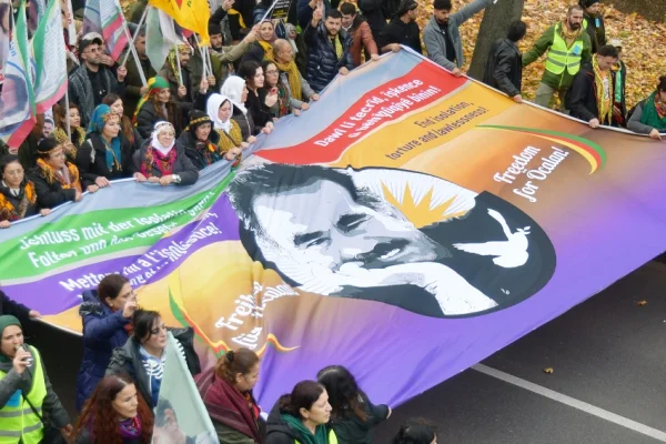 İmralı kapıları