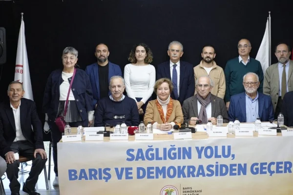 Demokratikleşme programı lazım