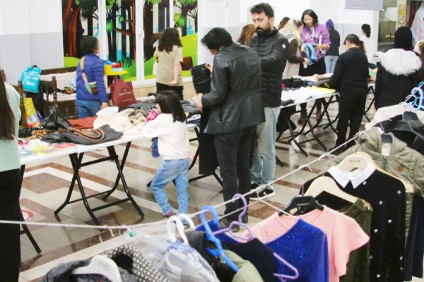Eşyaların, dayanışmanın buluştuğu yer: Amed Takas Pazarı