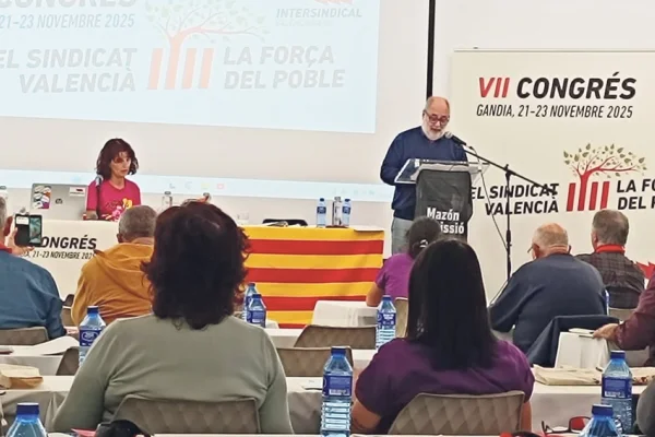 Intersindical Valenciana’dan Rêber Apo çağrısı