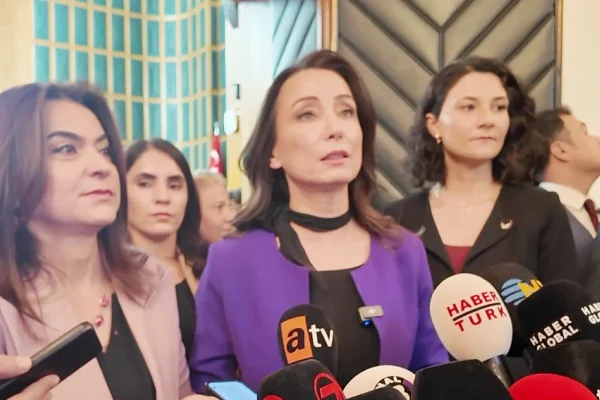 Barış kapısı aralandı