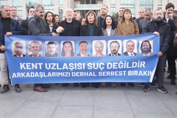 'Kent Uzlaşısı'na 7 tahliye