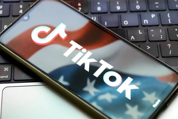 Tiktok’ta ırkçı içerik alarmı
