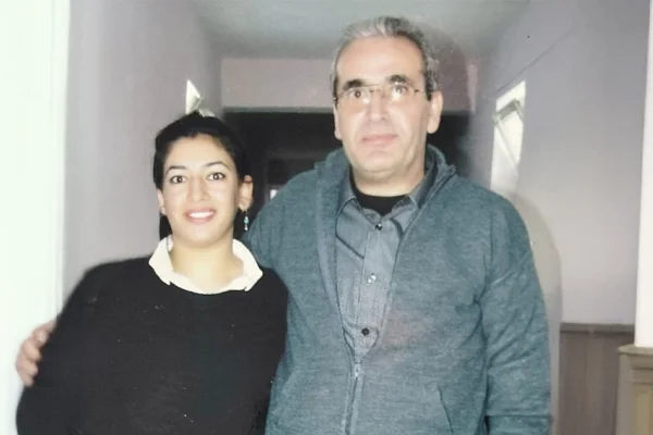 Tabutunu değil, babamı istiyorum