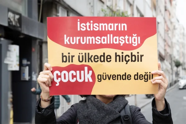 Meclis çocuklar için tehlikeli!
