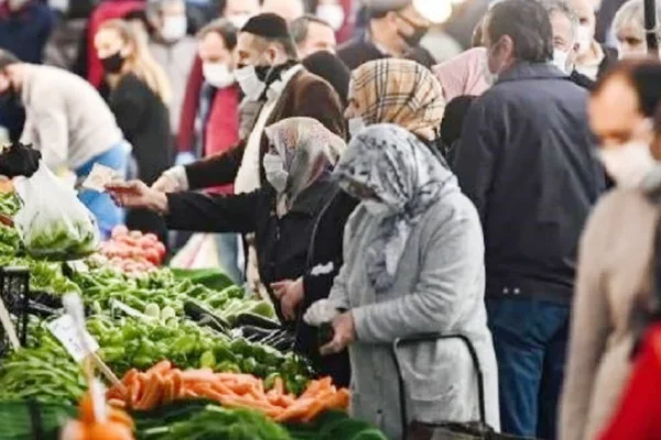 Yoksulluk, asgarinin dört katı