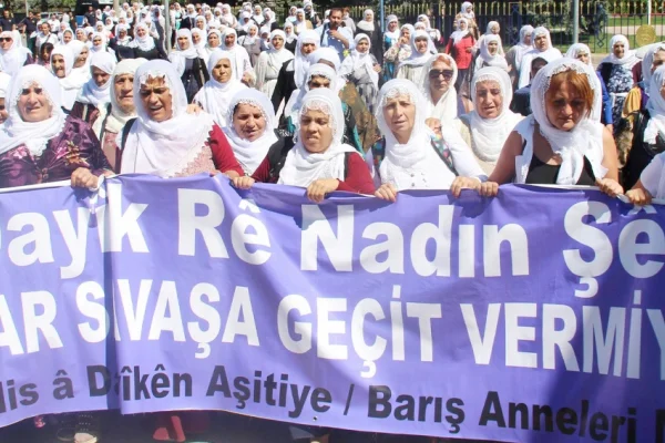Kadınlar susarsa barış yetim kalır
