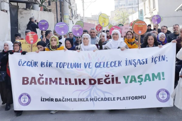 Özel savaşa karşı yürüyüş