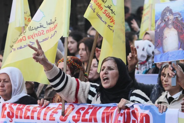 Halep’te direnişe çarptılar