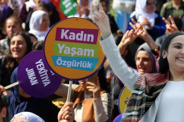 Erkek-devlet-beka ya da kadın-yaşam-özgürlük
