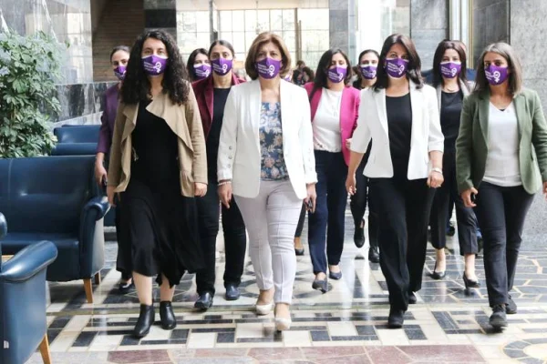 ‘Meydan savaşı’nda kadın mücadelesi