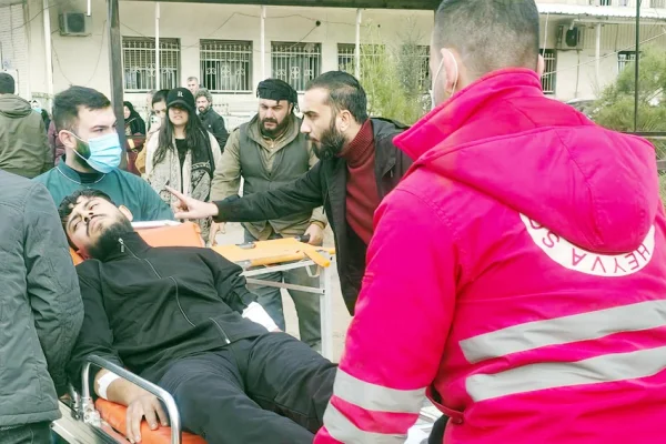 Heyva Sor a Kurd: Hastanenin tüm personeli esir alındı