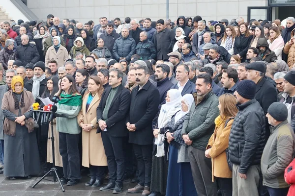 Kürtleri teslim alamazsınız