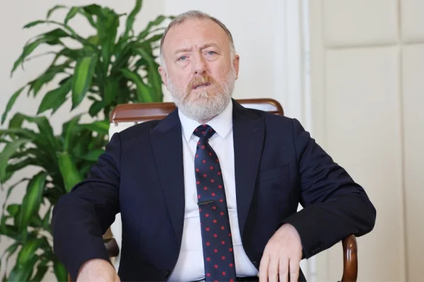 Kritik bir evredeyiz, iki bakanlık da kritik