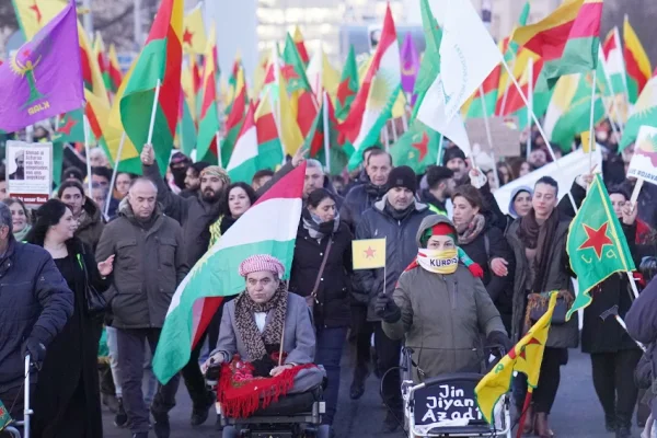 Dünyanın gözü Rojava'da